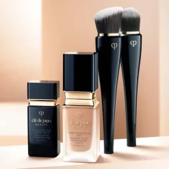 Clé de Peau Beauté Light Coverage Foundation Brush PENNELLO FONDOTINTA