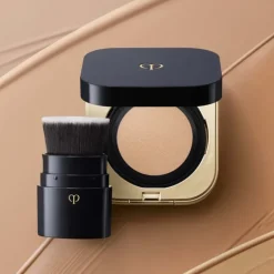 Clé de Peau Beauté Portable Brush PENNELLO FONDOTINTA