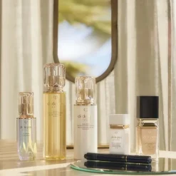Clé de Peau Beauté Radiant Corrector For Eyes
