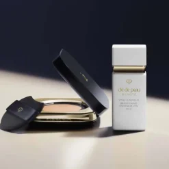 Clé de Peau Beauté Radiant Cushion Foundation Natural