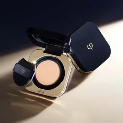 Clé de Peau Beauté Radiant Cushion Foundation Natural