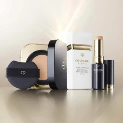Clé de Peau Beauté Radiant Cushion Foundation Natural