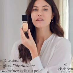 Clé de Peau Beauté Radiant Fluid Foundation Natural