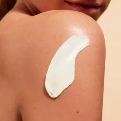 Crème Solaire Jeunesse Très Haute Protection SPF 50+ Corps