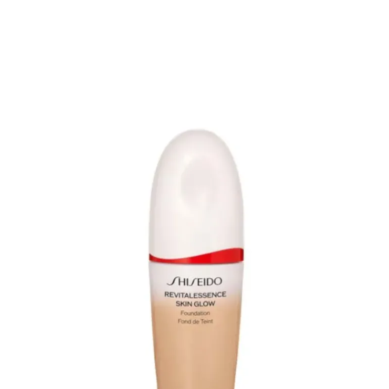 Revitalessence Skin Glow Foundation
