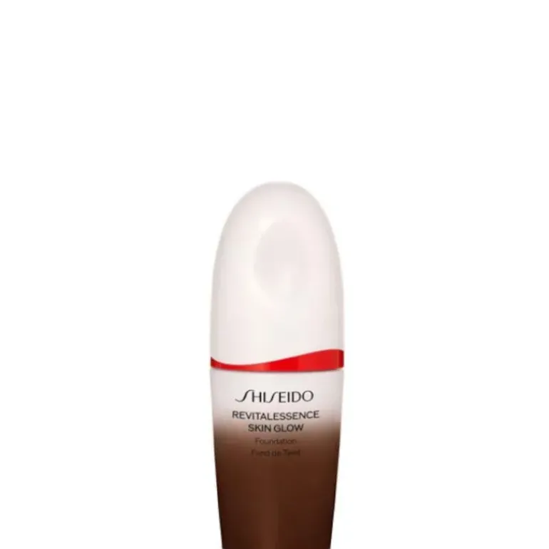 Revitalessence Skin Glow Foundation