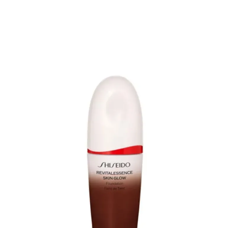 Revitalessence Skin Glow Foundation
