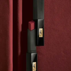 Rouge Pur Couture The Slim Velvet Radical