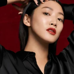 Rouge Pur Couture The Slim Velvet Radical