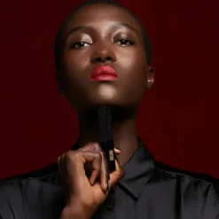 Rouge Pur Couture The Slim Velvet Radical