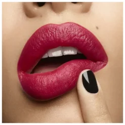 Rouge Pur Couture The Slim Velvet Radical