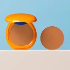 Tanning Compact Foundation SPF 10