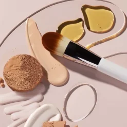 The Foundation Brush Pennello per Fondotinta